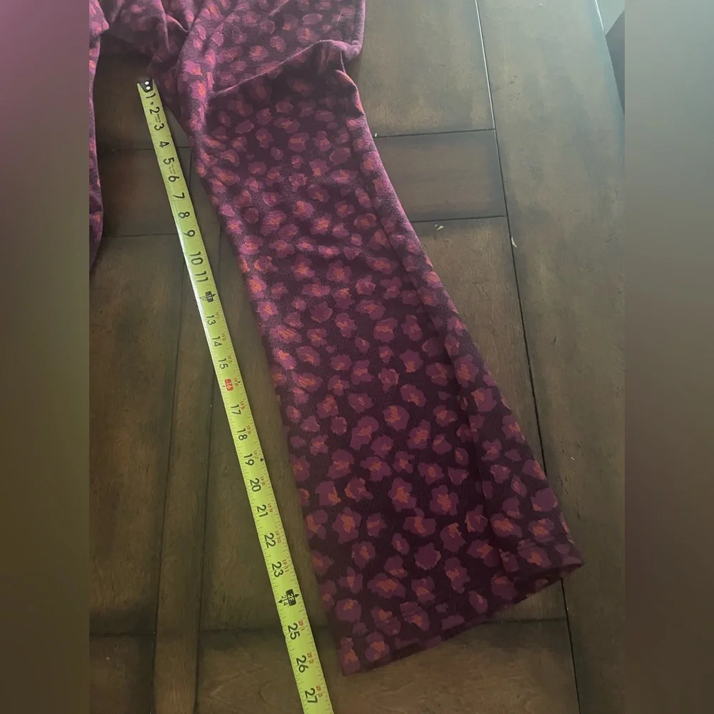 Anthropologie Knit Flare Pants Red Pink Purple Size Small S - Picture 6 of 10